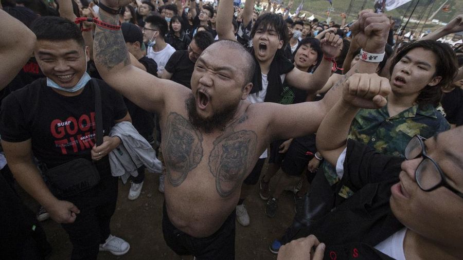 China gelar festival musik ditengah pandemi Covid-19. (AP/Ng Han Guan)