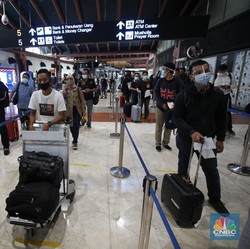 Rentetan Tak Terduga 'Ledakan' Penumpang di Bandara Soetta