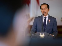 Di Depan Kader PAN, Jokowi Singgung Reformasi & Krisis