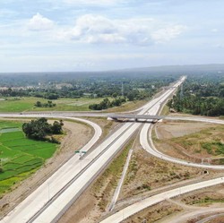 Jokowi Panen, 7 Proyek Tol di Sumatra Ini Beres 2023