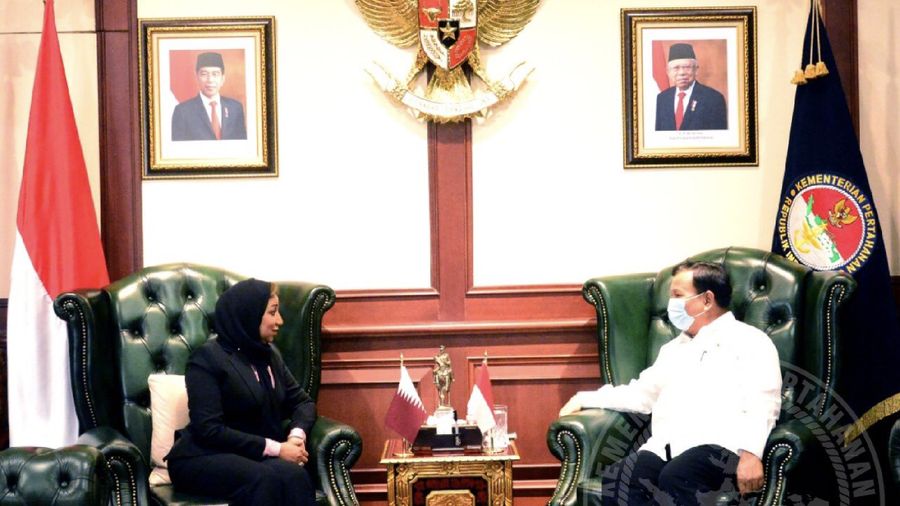 Menteri Pertahanan Prabowo Subianto menerima kunjungan kehormatan Duta Besar (Dubes) Qatar untuk Indonesia H.E. Ms. Fawziya Edrees Salman Al-Sulaiti, Senin (24/8) di kantor Kementerian Pertahanan, Jakarta. (Dok: Tangkapan layar Twitter Kemhan RI)