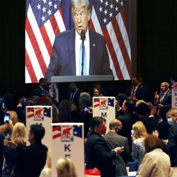 Bikin Geger! Mr Trump Bela Pelaku Penembakan di Kerusuhan AS