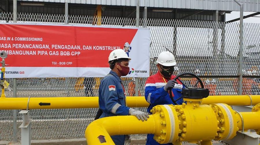 PT Pertamina Gas selaku afiliasi dari subholing gas PT PGN Tbk dan PT Pertamina (Persero) melakukan uji coba penyaluran gas perdana untuk pipa gas distribusi untuk Badan Operasional Bersama (BOB) PT Bumi Siak Pusako. Dok: Pertamina