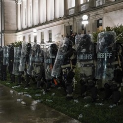 Di Balik Tewasnya 2 Orang Dalam Demonstrasi di Wisconsin AS