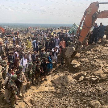 Porak-poranda, Kala Banjir Bandang Terjang Afganistan