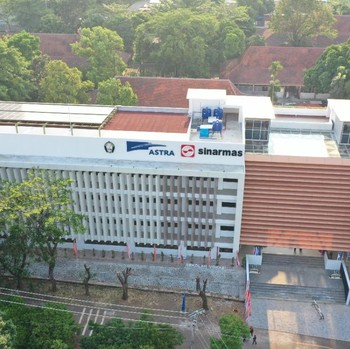 Jokowi Resmikan Gedung Vokasi Undip