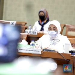 Menaker: Besok, Jokowi Luncurkan Subsidi Gaji Rp 600 Ribu
