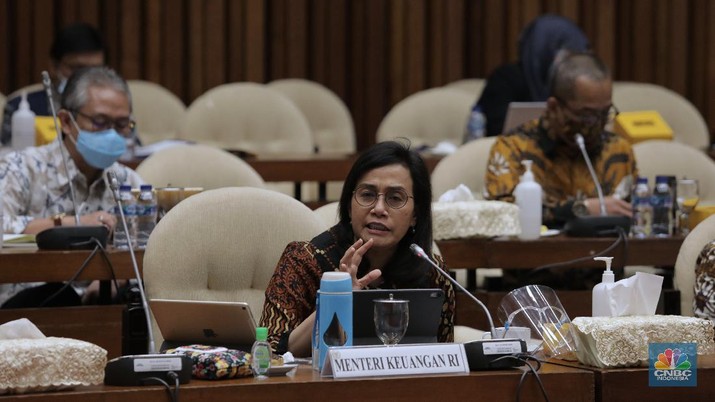 Menteri Keuangan Sri Mulyani di Komisi XI DPR RI. (CNBC Indonesia/Muhammad Sabki) Menteri Keuangan Sri Mulyani di Komisi XI DPR RI. (CNBC Indonesia/Muhammad Sabki)