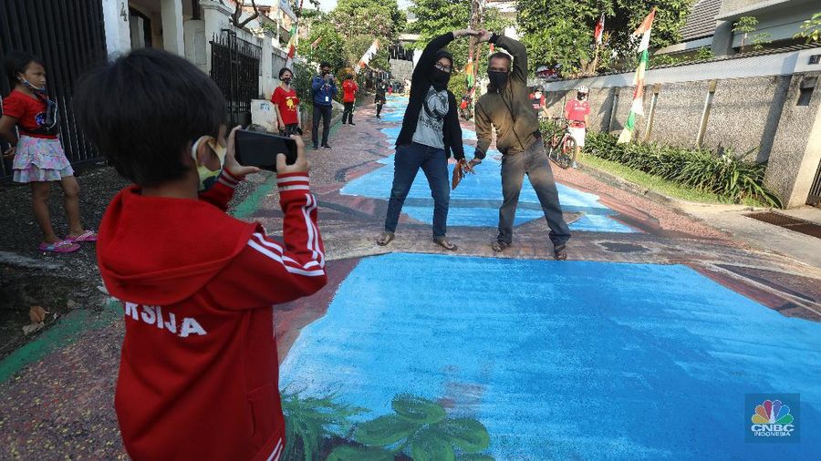 Ilustrasi Mural di Cilandak. (CNBC Indonesia/Andrean Kristianto)
