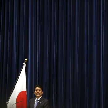 Detik-detik PM Jepang Shinzo Abe Mengundurkan Diri