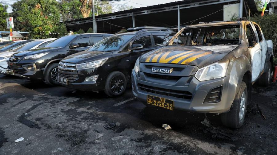 Kerusakan di Polsek Ciracas