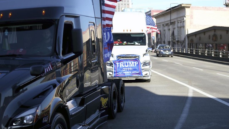 Satu orang tewas tertembak mati di Portland, Oregon, Amerika Serikat. (AP/Paula Bronstein)