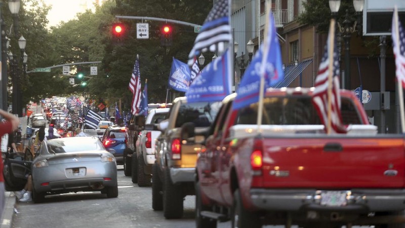 Satu orang tewas tertembak mati di Portland, Oregon, Amerika Serikat. (AP/Paula Bronstein)