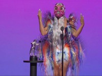 Gaya Lady Gaga Borong Banyak Penghargaan di MTV VMA 2020