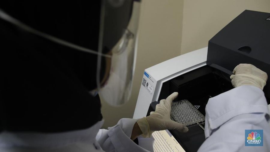 LIPI Kembangkan Alat Deteksi Virus Covid-19 Dengan Metode RT-LAMP. (CNBC Indonesia/Tri Susilo)