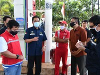Kepala BPH Migas Inspeksi IT Nozzle SPBU Pertamina di Jatim