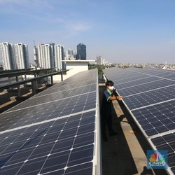 Kejar Target 3,6 GW, Ternyata Baru Segini Kapasitas PLTS Atap