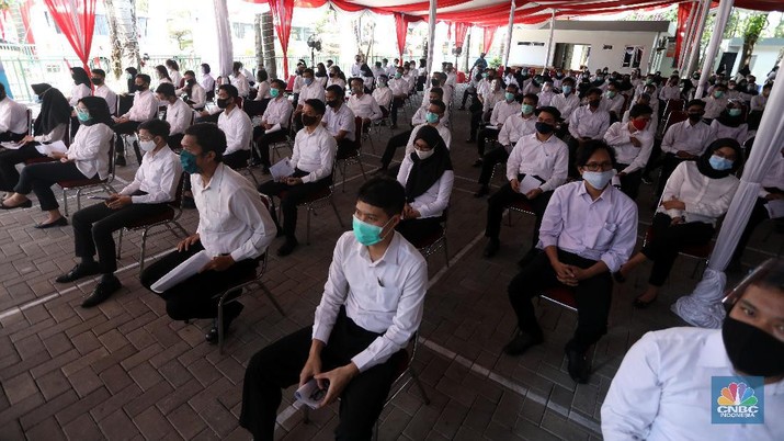 Tes CPNS di Tengah Pandemi (CNBC Indonesia/ Andrean Kristianto) Tes CPNS di Tengah Pandemi (CNBC Indonesia/ Andrean Kristianto)