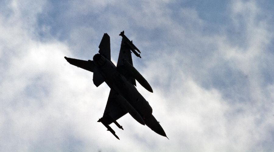 A Turkish Air Force F16 fighter jet prepares to take off after Defense Secretary Ash Carter visited the Incirlik Air Base near Adana, Turkey, Tuesday, Dec. 15, 2015. Carter said the U.S. wants Turkey to better control its border with Syria, which could help block the flow of foreign fighters to the Islamic State, and to more forcefully join the U.S.-led coalition 
