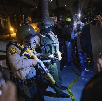 Penembakkan Warga Kulit Hitam Lagi di AS, Los Angeles Demo