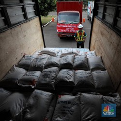 Awas! Jangan Coba Timbun Pangan, di Omnibus Law Denda Rp150 M