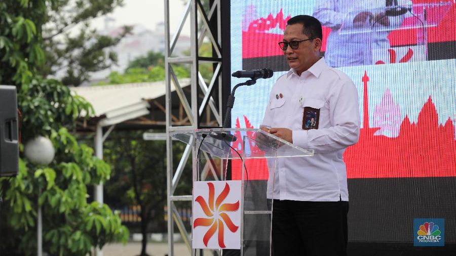 Program Bantuan Sosial Beras untuk 10 Juta Keluarga Indonesia (CNBC Indonesia/Andrean Kristianto)