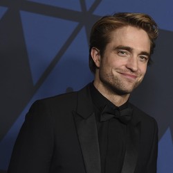 Peran Batman Diambil Pattinson, Matt Damon Bully Ben Afflect