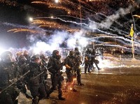 Demo Anti-Rasisme Hari ke-100 di AS Berujung Ricuh