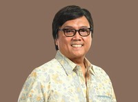Rugi & Disuspensi, Kapan Emiten Mertua Syahrini Rights Issue?