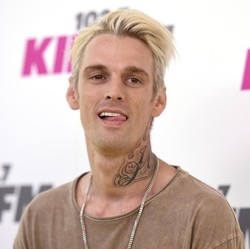 Penyanyi Aaron Carter, Ditemukan Tewas di Rumahnya..