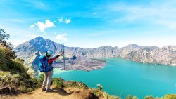 Jalur Pendakian Gunung Rinjani Tutup Setelah Rentetan Pendaki Jatuh dan Cedera