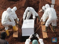 1 dari 10 Pasien Covid Usia 55 Tahun ke Atas Meninggal Dunia