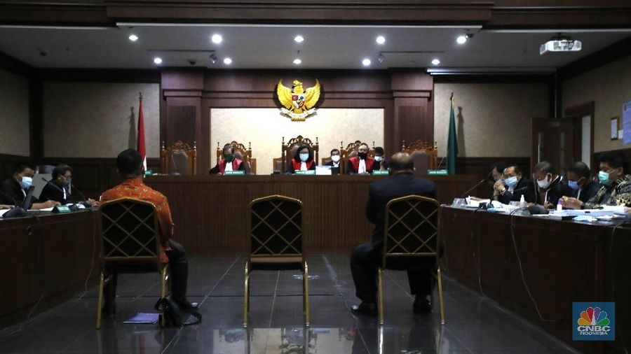 Sidang lanjutan kasus korupsi PT. Asuransi Jiwasraya (Persero)di Pengadilan Negeri, Jakarta Pusat, Senin (7/9/20). (CNBC Indonesia/Tri Susilo)
