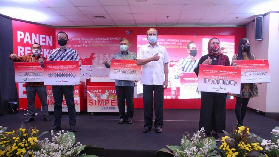 25 Nasabah bank bjb Dapat Hadiah Undian Nasional Simpeda (Dok. bank bjb)