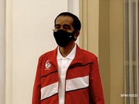 Jokowi Minta Luhut-Doni Kawal Penurunan Corona di 8 Provinsi