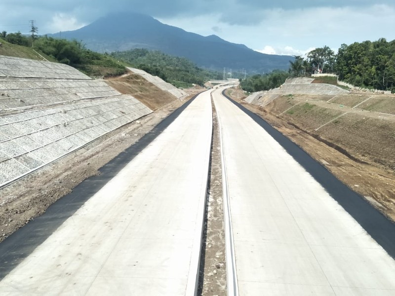 Proyek Jalan Tol (Biro Komunikasi Publik
Kementerian PUPR)