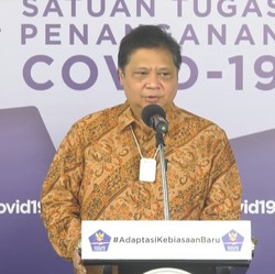 Mimpi Airlangga: Omnibus Law UU Cipta Kerja Turunkan Pungli