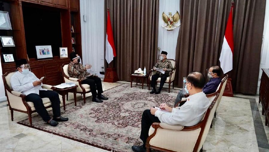 Erick Thohir Lapor Wapres Tentang Vaksin Halal (Dok. Kementerian BUMN)