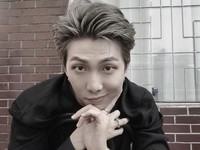 Merasa Tertekan? Ikuti Aja Cara Unik RM BTS Redakan Stres
