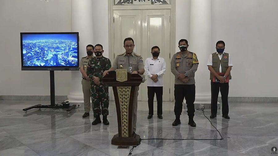 Anies Baswedan, Konferensi Pers Status Pembatasan Sosial Berskala Besar (PSBB) DKI Jakarta. Dok: Tangkapan layar youtube pemprov DKI Jakarta
