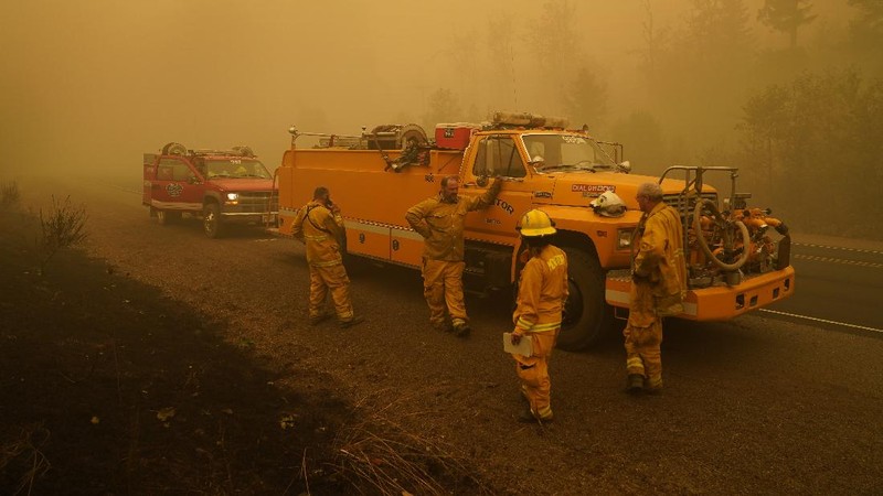 Pencarian korban kebakaran hutan di Oregon, Amerika Serikat. AP/John Locher