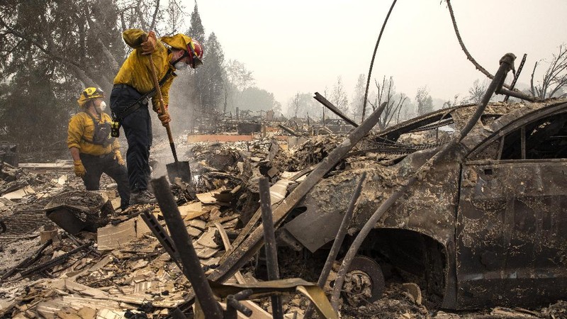 Pencarian korban kebakaran hutan di Oregon, Amerika Serikat. AP/John Locher