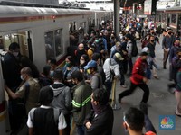 Siap-siap! KRL Jabodetabek Bakal Tembus Karawang Paling Lambat 2026