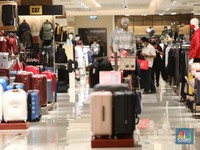 Orang Kaya Masih Ogah Belanja, Mal Sepi, Ekonomi 'Mati Suri'?