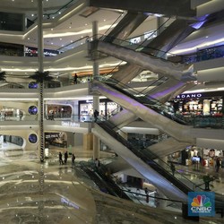 Sosok Konglomerat Pemilik Blok M Plaza, Kokas Hingga Tunjungan Plaza