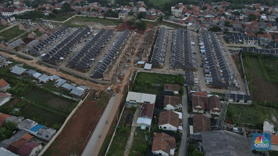 Foto udara pembangunan perumahan di kasawan bojong sari, Depok, Jawa Barat. (CNBC Indonesia/Andrean Kristianto)