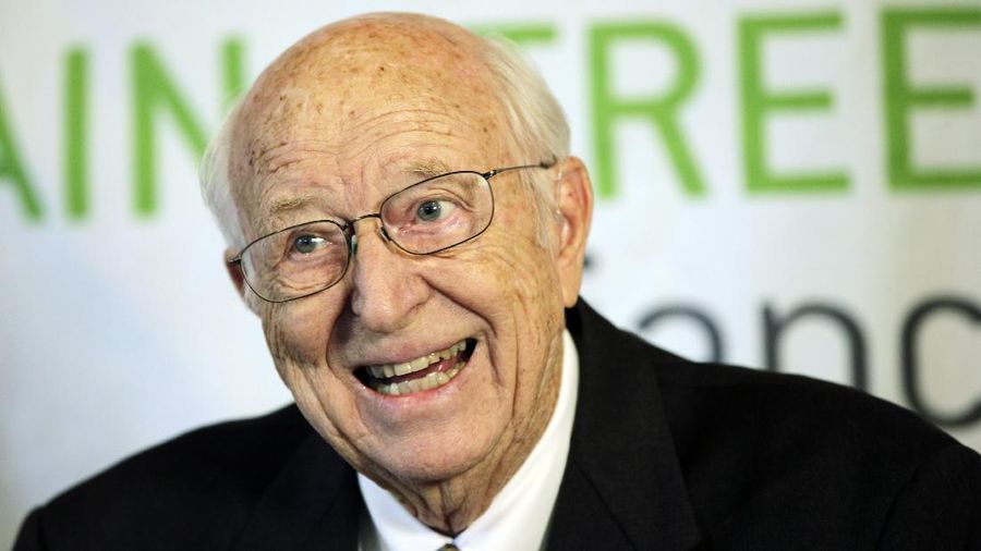 Obit-Bill Gates Sr. AP/Cheryl Hatch