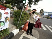 Ta Wan-Ichiban Sushi Pernah Jualan Pinggir Jalan, Kini Kapok!