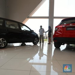 Ribuan Mobil Tak Laku Di-PHP Pajak 0%, Pesanan Banyak Batal!
