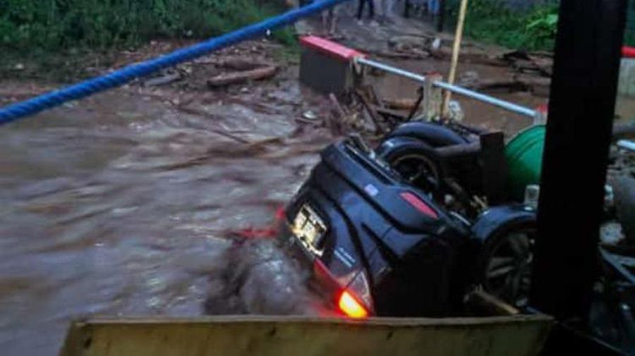 Banjir Bandang di Cibuntu Cicurug, Sukabumi, Jawa Barat (Ist)